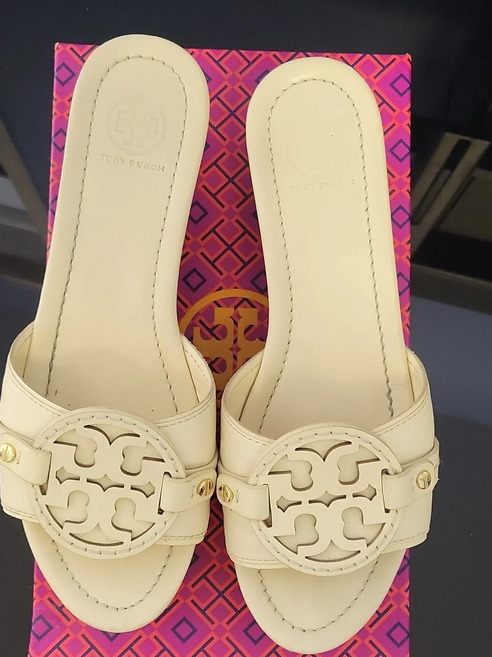 Tory Burch Cream Slide Sandals with Logo Medallion